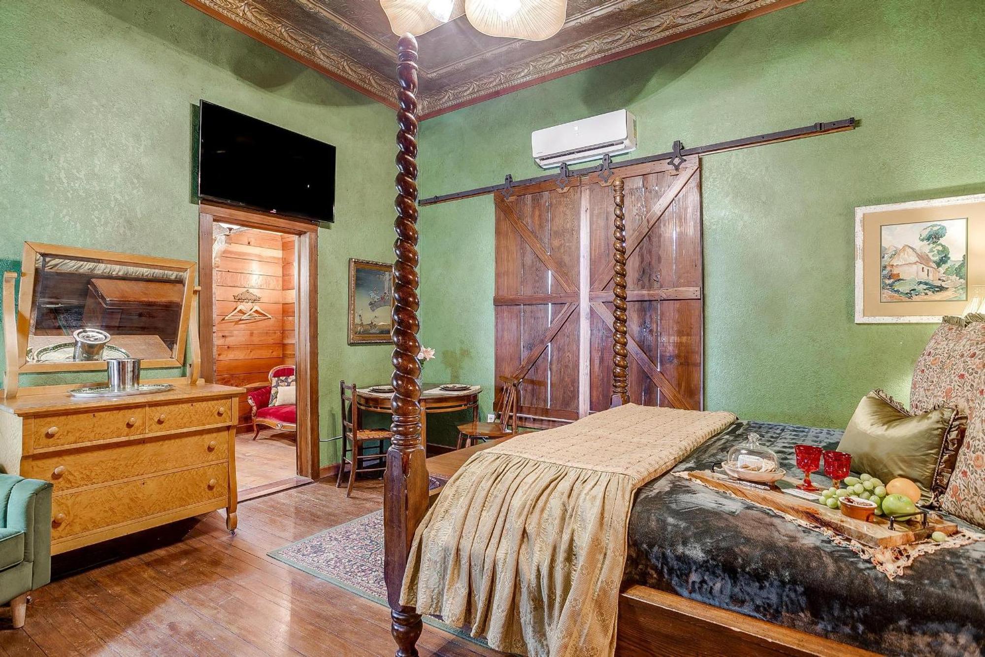 The Gallery House Boutique Hotel Стівенвілл Екстер'єр фото